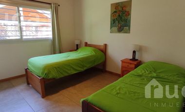 Alq Temporal | Moderna y Luminosa casa en Ing, Maaschwitz, La Bota.