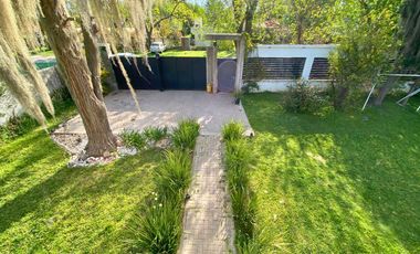 Venta - Casa 3 dormitorios con pileta – Bordabehere 1877, Funes Zona 6