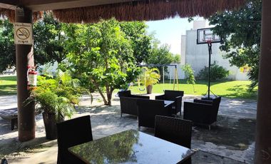 EN VENTA 2 REC, 2.5 BAÑOS, RESIDENCIAL MALLORCA, POLIGONO SUR