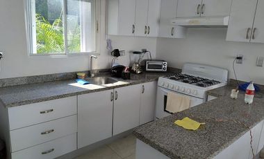 EN VENTA 2 REC, 2.5 BAÑOS, RESIDENCIAL MALLORCA, POLIGONO SUR