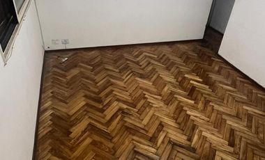 Departamento - Olivos-Vias/Maipu