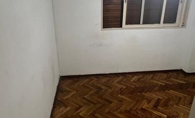 Departamento - Olivos-Vias/Maipu