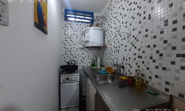 Alquiler de departamento tipo casa PH 1 ambiente en Sarandi