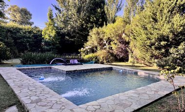 IMPORTANTE PROPIEDAD EN LA CALETA