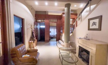 Casa de 4 dormitorio, patio, terraza, cochera, barrio Martin