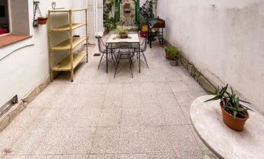 Casa de 4 dormitorio, patio, terraza, cochera, barrio Martin