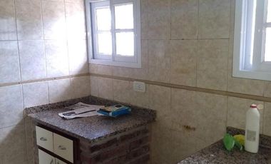 Casa 4 ambientes en venta en Pehuajo