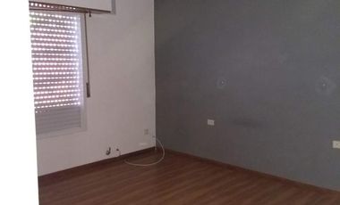 Casa 4 ambientes en venta en Pehuajo