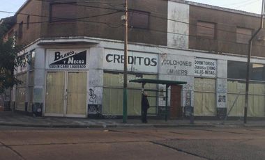 Local - Monte Grande