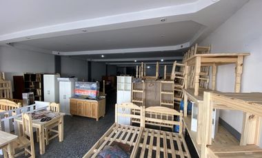 Local a la calle mas depto. 3 amb en PA