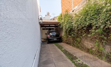 3 dormitorios - 2 baños completos // frente al Golf - IMPECABLE