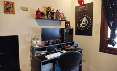 Departamento 3 ambientes con patio y garage propio Hurlingham