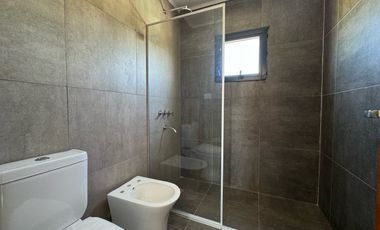 Venta Casa Dos Dormitorios Piscina Funes Norte