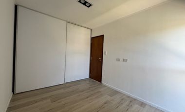 Venta Casa Dos Dormitorios Piscina Funes Norte