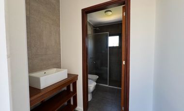Venta Casa Dos Dormitorios Piscina Funes Norte