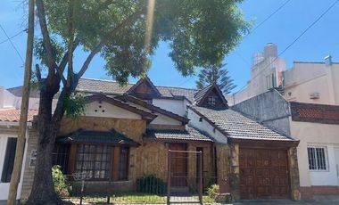 Casa en MARIANO  MORENO 2800