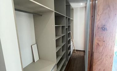 GRAN CASA A ESTRENAR EN BARRIO PRIVADO PUERTO URQUIZA FRENTE AL RIO  - Parana