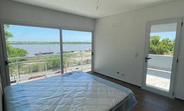GRAN CASA A ESTRENAR EN BARRIO PRIVADO PUERTO URQUIZA FRENTE AL RIO  - Parana
