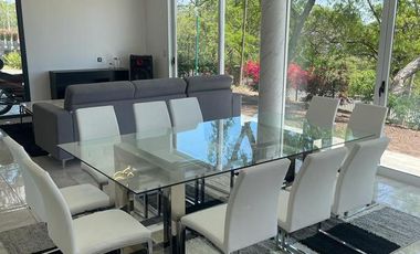 GRAN CASA A ESTRENAR EN BARRIO PRIVADO PUERTO URQUIZA FRENTE AL RIO  - Parana