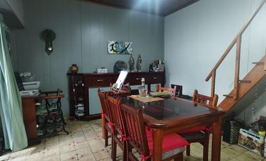 Casa en venta para dos familias de 3 ambiente y 2 ambientes  con cochera - Wilde