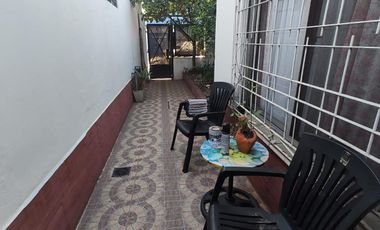Casa en venta para dos familias de 3 ambiente y 2 ambientes  con cochera - Wilde