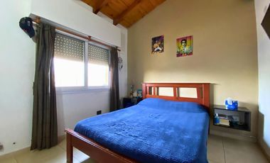 Venta - Casa al frente - 3 Dormitorios - con cochera y pileta – Funes City, Funes
