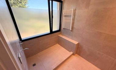 VENTA Casa 4 dormitorios en Kentucky Calidad Amenities