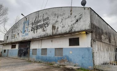 Galpón - Isidro Casanova