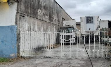 Galpón - Isidro Casanova