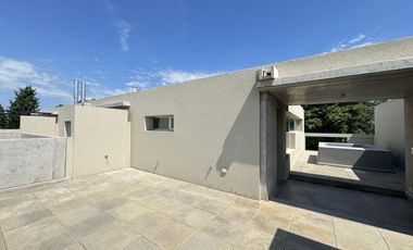 Venta - Departamento de dos dormitorios con balcón y amenities en Condominios Bagua, Funes