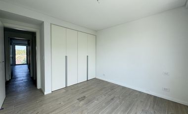 Venta - Departamento de dos dormitorios con balcón y amenities en Condominios Bagua, Funes
