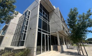 Venta - Departamento de dos dormitorios con balcón y amenities en Condominios Bagua, Funes