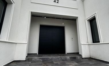 Casa en Barrio Privado Arenas Chico