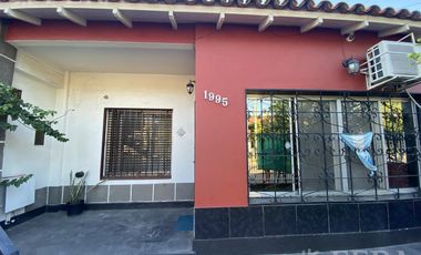 Venta PH 4 ambientes con cochera y patio en Wilde