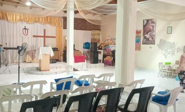 Local o Salón en Remedios De Escalada Este a metros de zona comercial Achaval