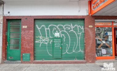 Local en centro comercial de munro apto gastronomia 2 baños cocina multiples rubros