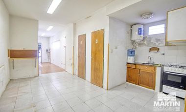 Local en centro comercial de munro apto gastronomia 2 baños cocina multiples rubros