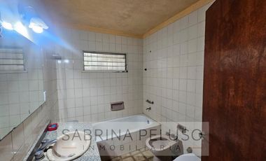 Casa en  venta Moreno