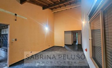 Casa en  venta Moreno