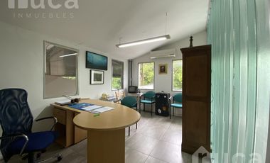 Galpón con oficinas actual Astillero en el bajo de San Isidro en venta