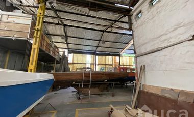 Galpón con oficinas actual Astillero en el bajo de San Isidro en venta