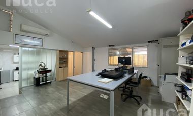 Galpón con oficinas actual Astillero en el bajo de San Isidro en venta