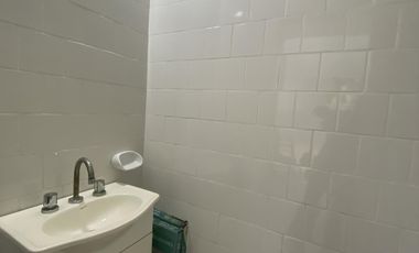 Galpón con oficinas actual Astillero en el bajo de San Isidro en venta