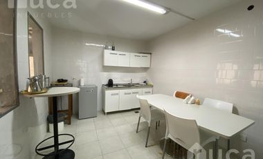 Galpón con oficinas actual Astillero en el bajo de San Isidro en venta