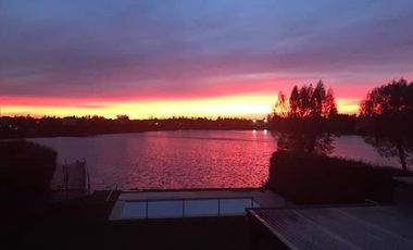 Casa - Talar Del Lago II, dos suites/ 4 dorm , Depen/ play