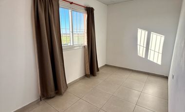 Casa en Funes norte - apto credito - apto uso comercial - Pileta -