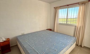 Casa en Funes norte - apto credito - apto uso comercial - Pileta -