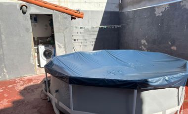 CASA. VENTA. 3 AMB. 2 DORM. BAÑO. TOILETTE. PATIO. LAVADERO