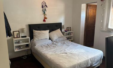 CASA. VENTA. 3 AMB. 2 DORM. BAÑO. TOILETTE. PATIO. LAVADERO