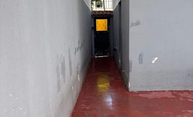 CASA. VENTA. 3 AMB. 2 DORM. BAÑO. TOILETTE. PATIO. LAVADERO